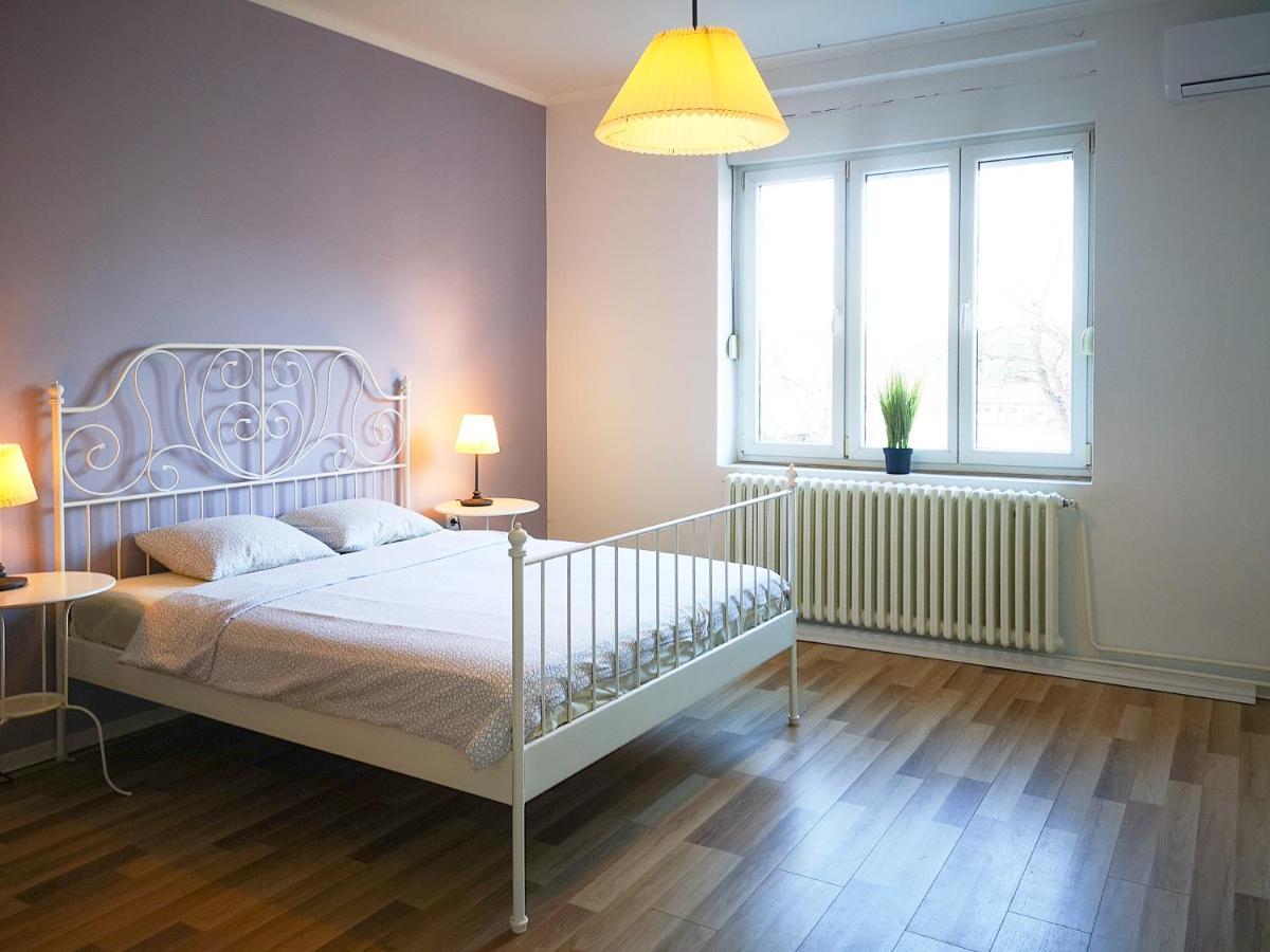 Filinhome Stefanovica Suite 8 Novi Sad Extérieur photo